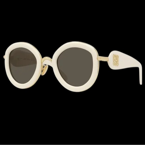 Loewe White Sunglasses Minimalist Design New In Gift Box - Picture 3 of 16